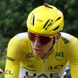 Pogacar conserve son maillot jaune, mais il a été battu par Vingegaard mercredi KEYSTONE/EPA/KIM LUDBROOK